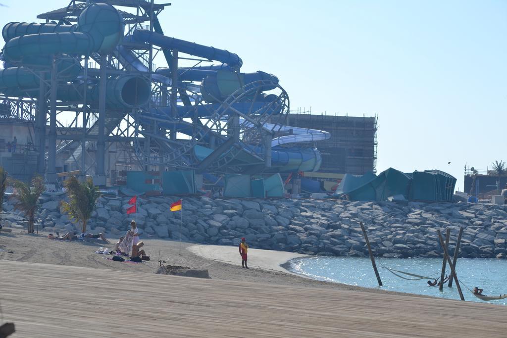 瑞金海滩度假村 迪拜 外观 照片